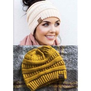 Bundle CC Beanies, Messy Bun Toque